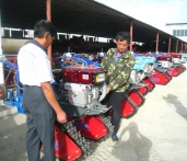 大蔥收獲機(jī)