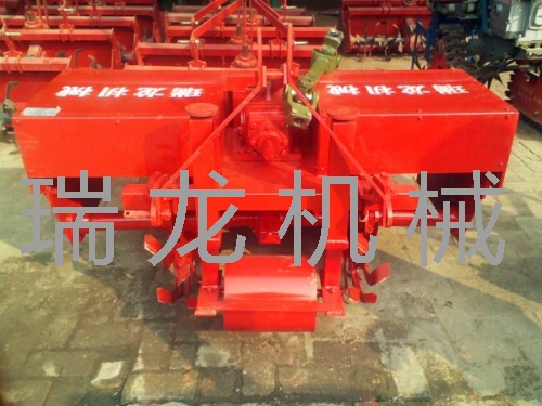 大型蔥姜開溝機